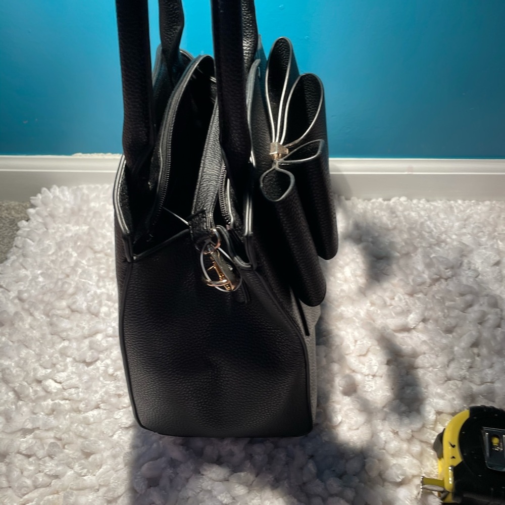 Bow Bag - Picture 9 of 10